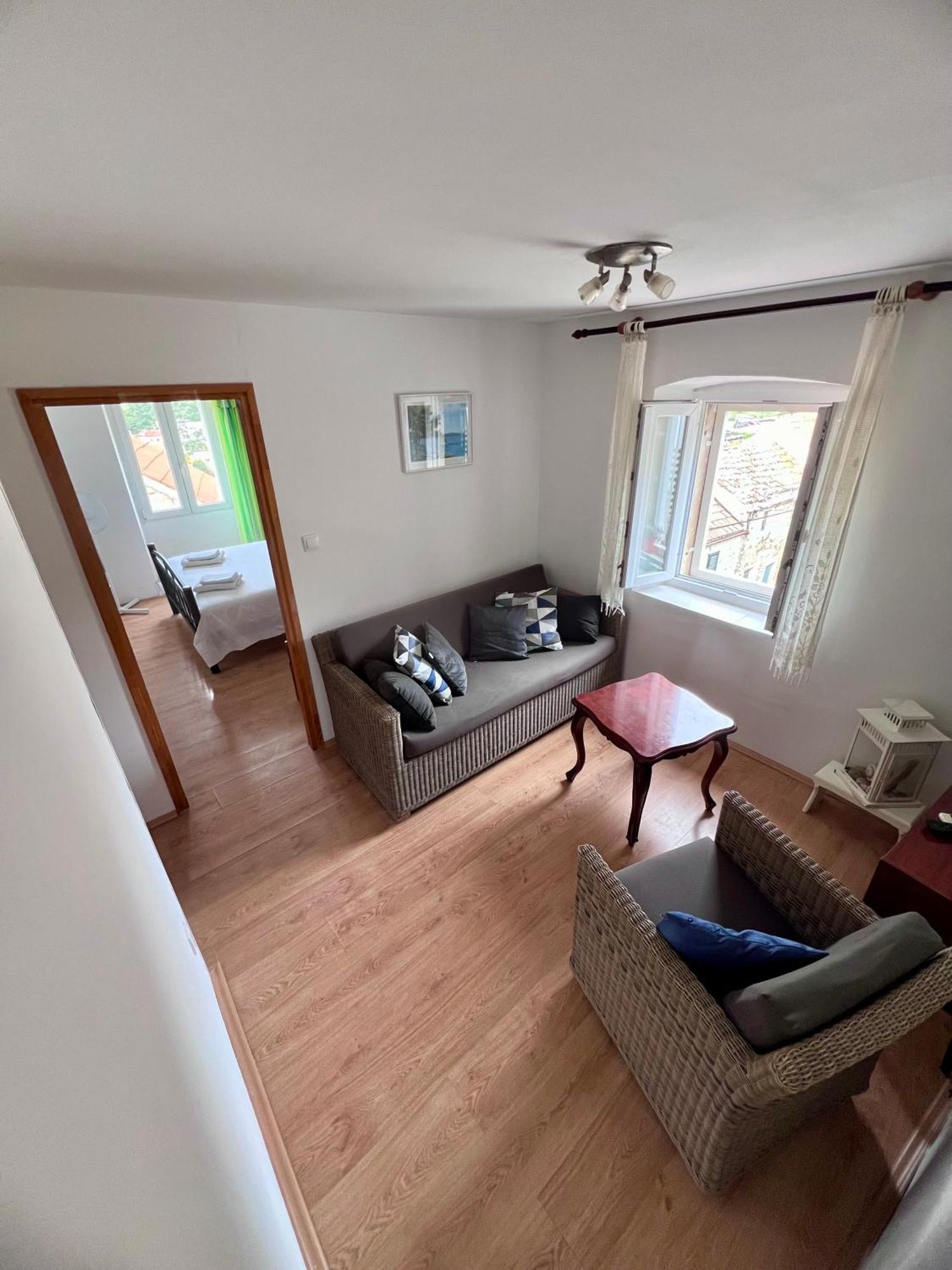 Apartments Tudor Nikola هفار المظهر الخارجي الصورة
